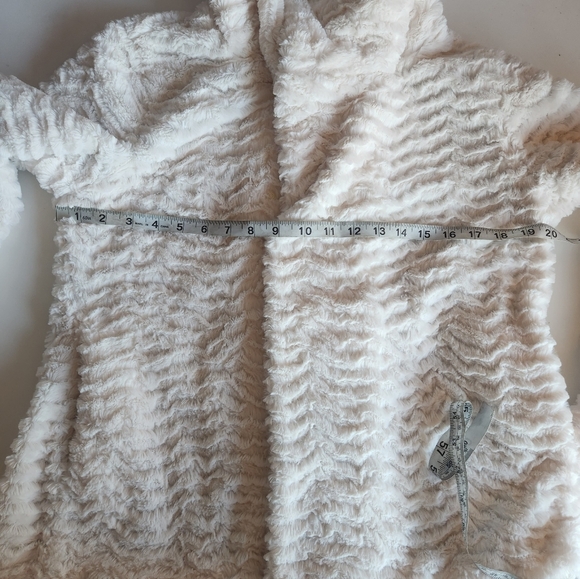 Patagonia Cream Fuzzy Fleece Jacket | Fits Women’s Small - Picture 7 of 9